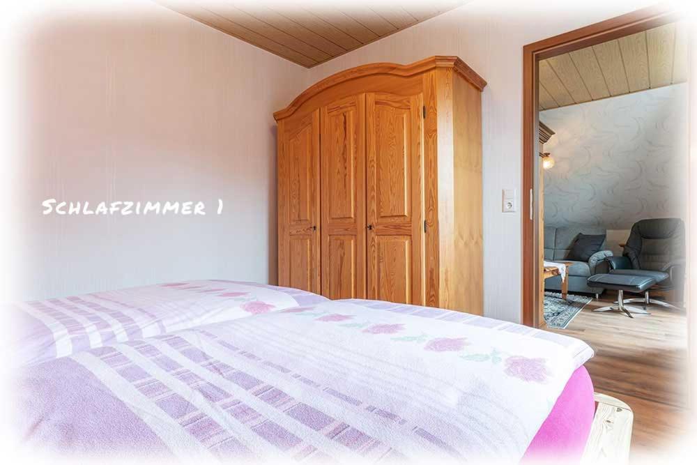Gaestehaus Ollech Tating Exterior foto